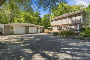 2N720 Woodcrest Dr, West Chicago, IL 60185 - Photo 4