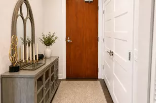 1235 S Prairie Ave, Chicago, IL 60605 - Photo 2