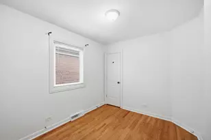 6230 W Foster Ave, Chicago, IL 60630 - Photo 8