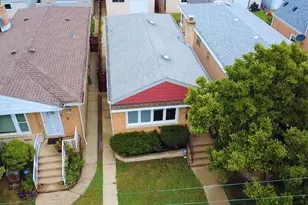 6230 W Foster Ave, Chicago, IL 60630 - Photo 2