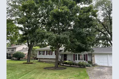 1116 Woodview Road, Burr Ridge, IL 60527 - Photo 2