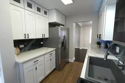 8821 S Eggleston Avenue, Chicago, IL 60620 - Photo 10