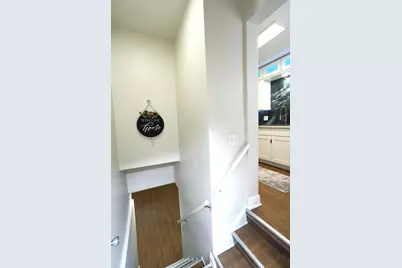 8821 S Eggleston Avenue, Chicago, IL 60620 - Photo 14