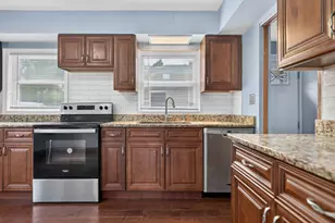 816 S La Grange Rd, La Grange, IL 60525 - Photo 8