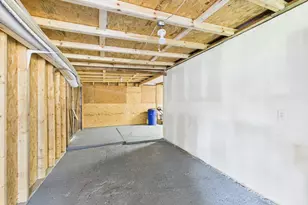 856 Marie Ave, Machesney Park, IL 61115 - Photo 36