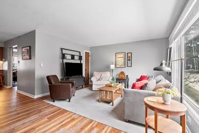[Address not provided], Glenview, IL 60025 - Photo 4