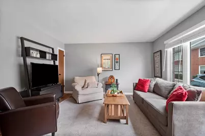 [Address not provided], Glenview, IL 60025 - Photo 6