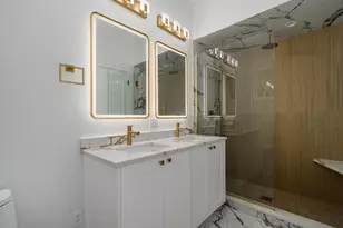 1345 W Grand Ave, Chicago, IL 60642 - Photo 12