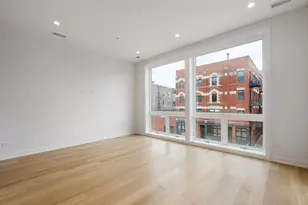 1345 W Grand Ave, Chicago, IL 60642 - Photo 4