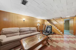 8818 S Sacramento Ave, Evergreen Park, IL 60805 - Photo 18