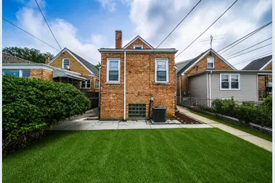 3230 N Neva Avenue, Chicago, IL 60634 - Photo 4