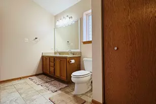 5708 Brosam Dr, Plainfield, IL 60586 - Photo 16