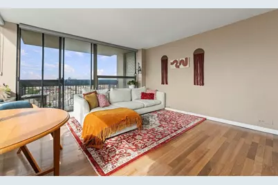 1355 N Sandburg Terrace #1801D, Chicago, IL 60610 - Photo 4