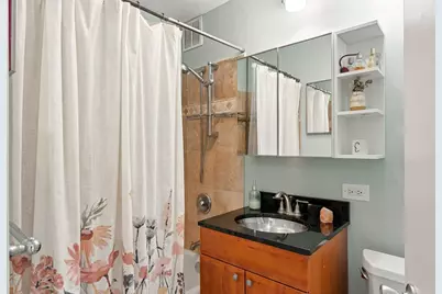 1355 N Sandburg Terrace #1801D, Chicago, IL 60610 - Photo 18