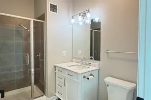 757 N Orleans St, Chicago, IL 60654 - Photo 8