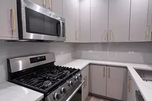 6508 N Richmond St, Chicago, IL 60645 - Photo 2