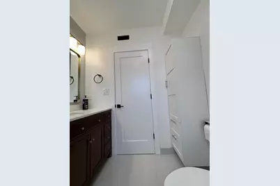 6508 N Richmond Street #1B, Chicago, IL 60645 - Photo 14