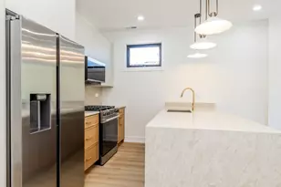 3327 W Division St, Chicago, IL 60651 - Photo 4