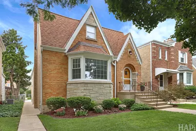 3246 N Newcastle Avenue, Chicago, IL 60634 - Photo 1