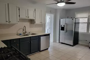 2636 W Berwyn Ave, Chicago, IL 60625 - Photo 4