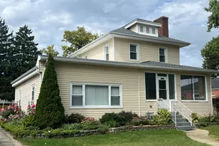 4434 Dubois Blvd, Brookfield, IL 60513 - Photo 1