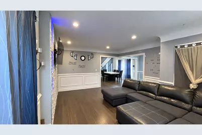 7637 S King Drive, Chicago, IL 60619 - Photo 2