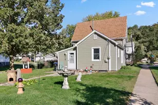 1102-1104 W Mill St, Bloomington, IL 61701 - Photo 18