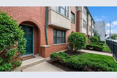 821 N Harlem Avenue, Oak Park, IL 60302 - Photo 2