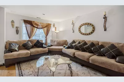 821 N Harlem Avenue, Oak Park, IL 60302 - Photo 4