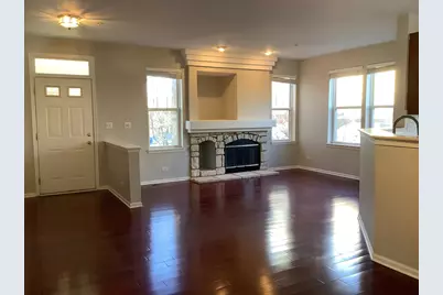 75 Woodview Drive, Glen Ellyn, IL 60137 - Photo 2