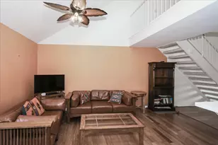1540 N Broadmoor Ct, Palatine, IL 60067 - Photo 6