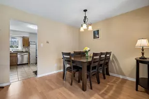 9364 Golf Rd, Des Plaines, IL 60016 - Photo 12