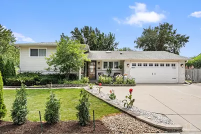 321 Hickory Lane, Schaumburg, IL 60193 - Photo 2