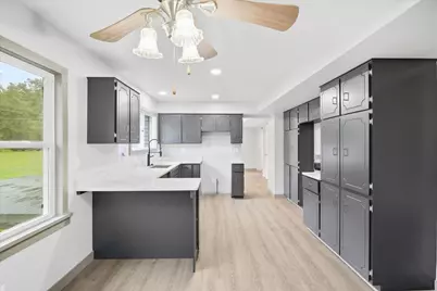 37860 N Metropolitan Avenue, Beach Park, IL 60087 - Photo 14