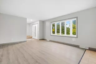 37860 N Metropolitan Ave, Beach Park, IL 60087 - Photo 8