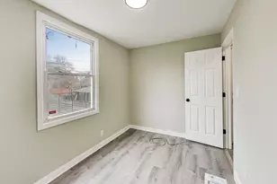4330 S Langley Ave, Chicago, IL 60653 - Photo 10