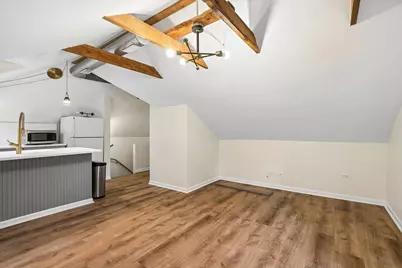 692 Cherry Avenue #B, Lake Forest, IL 60045 - Photo 8