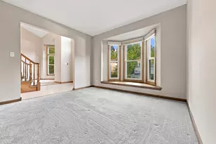 170 Salford Dr, Algonquin, IL 60102 - Photo 6