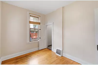 446 W Park Avenue, Aurora, IL 60506 - Photo 12