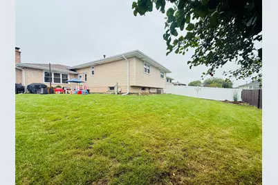 9100 170th Street, Orland Hills, IL 60487 - Photo 22