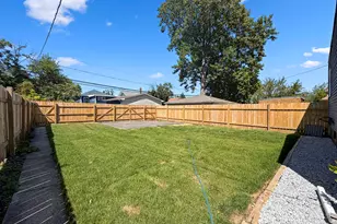 353 W 15th Pl, Chicago Heights, IL 60411 - Photo 4