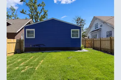 353 W 15th Place, Chicago Heights, IL 60411 - Photo 2