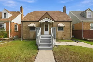 11025 S Avenue O, Chicago, IL 60617 - Photo 1