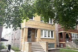 1909 Wesley Ave, Berwyn, IL 60402 - Photo 2