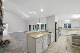 607 Birch Ave, Lake Bluff, IL 60044 - Photo 18