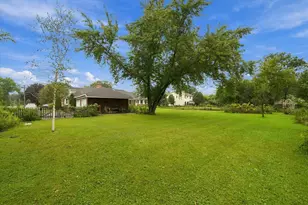 607 Birch Ave, Lake Bluff, IL 60044 - Photo 6