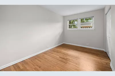2612 Fontana Drive, Glenview, IL 60025 - Photo 12