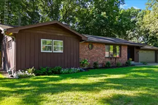 1113 River Oaks Dr, Dixon, IL 61021 - Photo 22