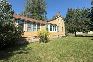 726 N Church St, Princeton, IL 61356 - Photo 4