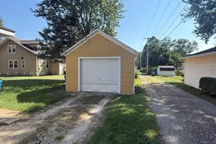 726 N Church St, Princeton, IL 61356 - Photo 8